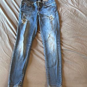 size 2 short/court jegging jeans